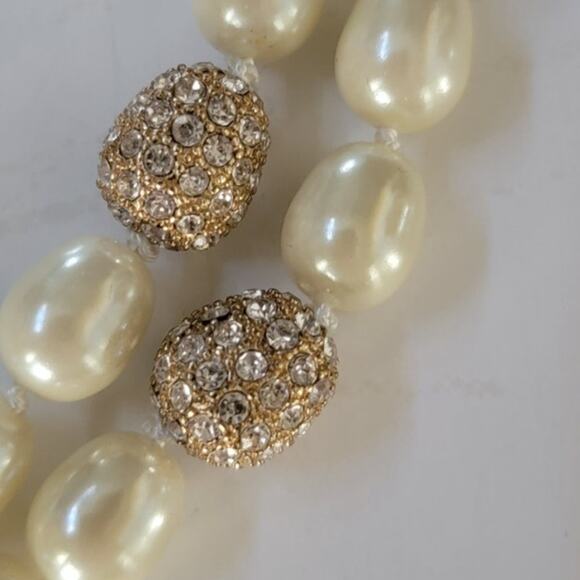Vintage Pearl Necklace Double Strand with Rhinestone Clasp Cream White 16 Inch - Picture 3 of 10